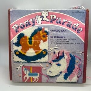 Betty’s Latch Hook Set PONY PARADE Activity Set #796 New Horse Craft Kit